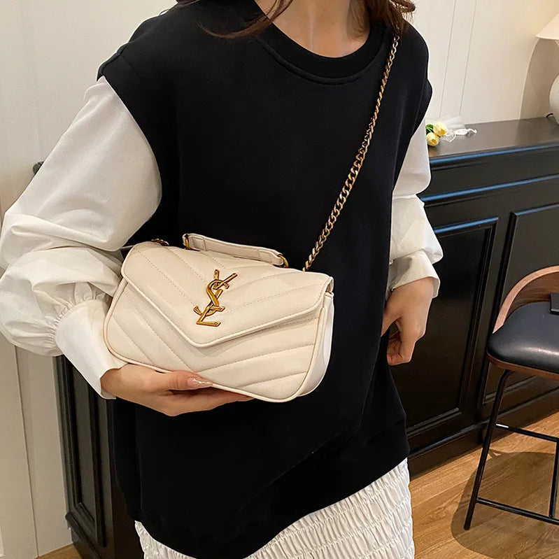 Women Diamond Quilted Chain Bag with Embroidery Luxury Textured Shoulder Crossbody Purse Elegant Vintage Style Versatile Day Bag