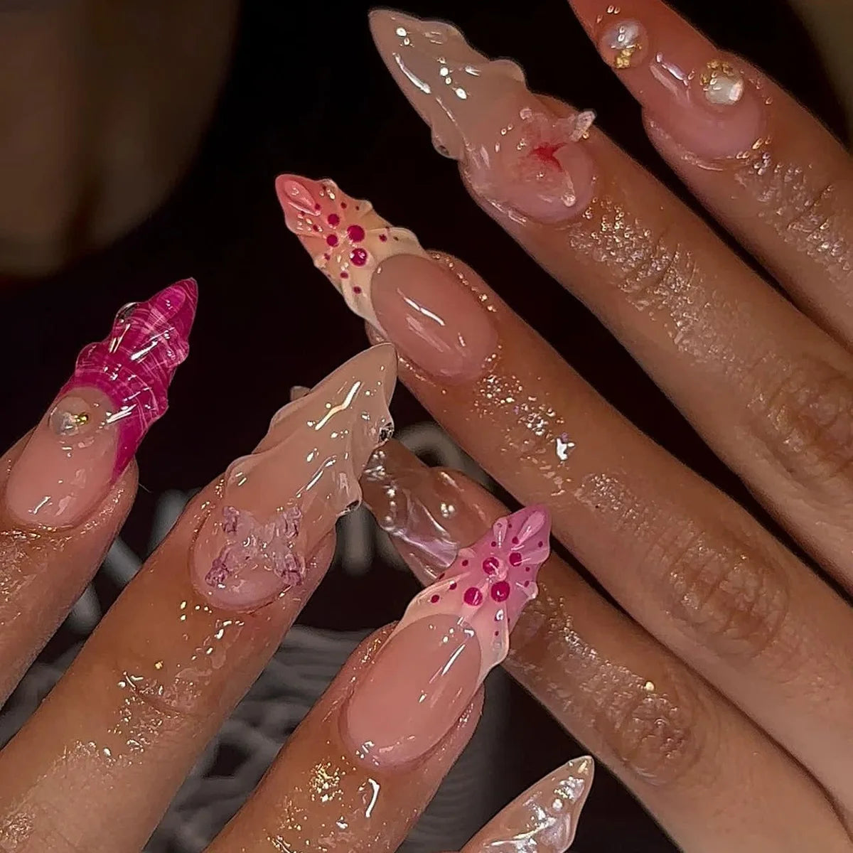 24pcs Sweet French Pink Press on Nail 3D Pearl Butterfly Design Fake Nail Tips Wearable Full Cover Korean Almond Fake Nail Patch