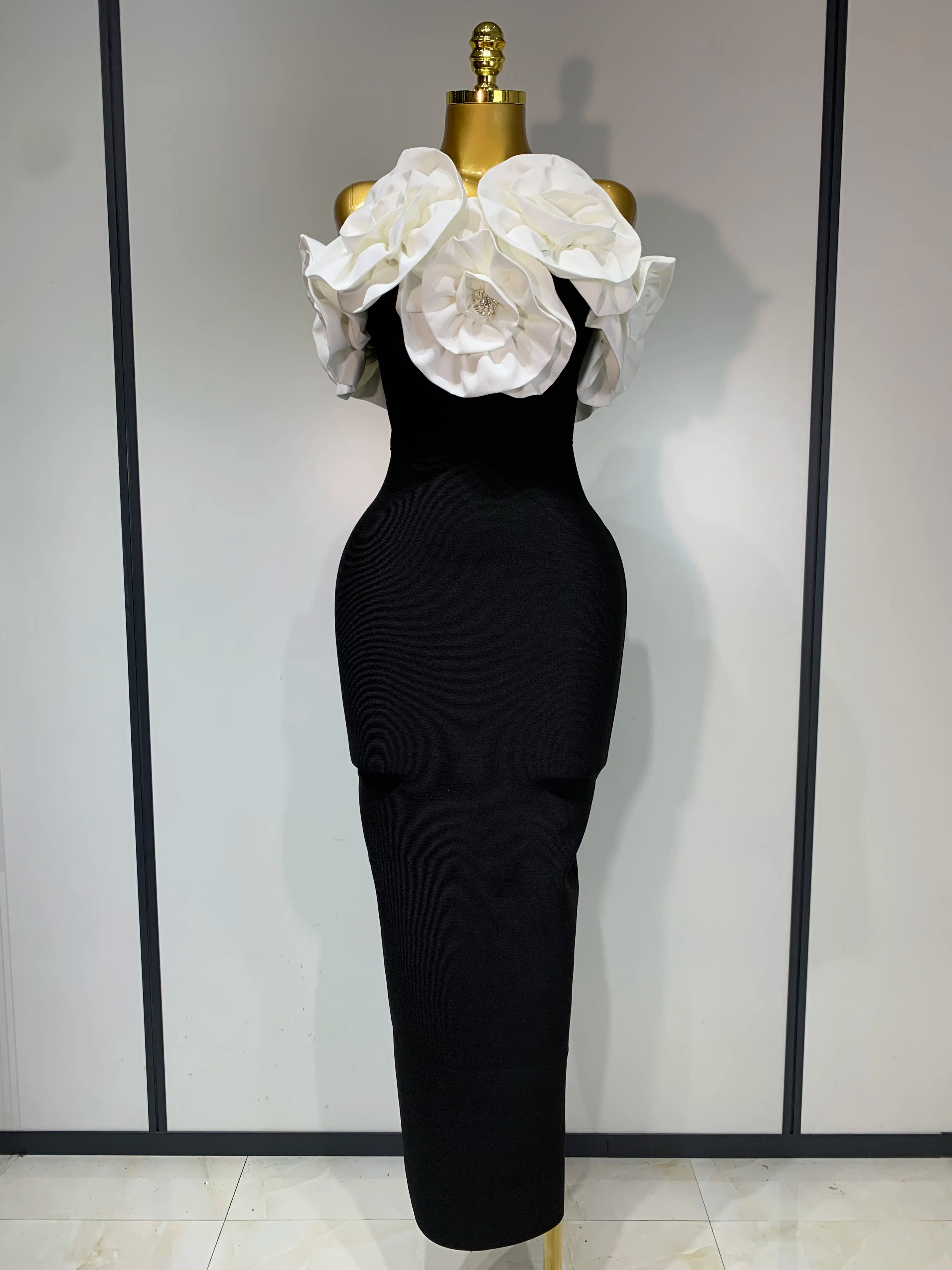 Women Sexy Off Shoulder Flower Diamonds Long Bodycon Bandage Dress 2025 Celebrity Elegant Evening Luxury Birthday Party Dresses