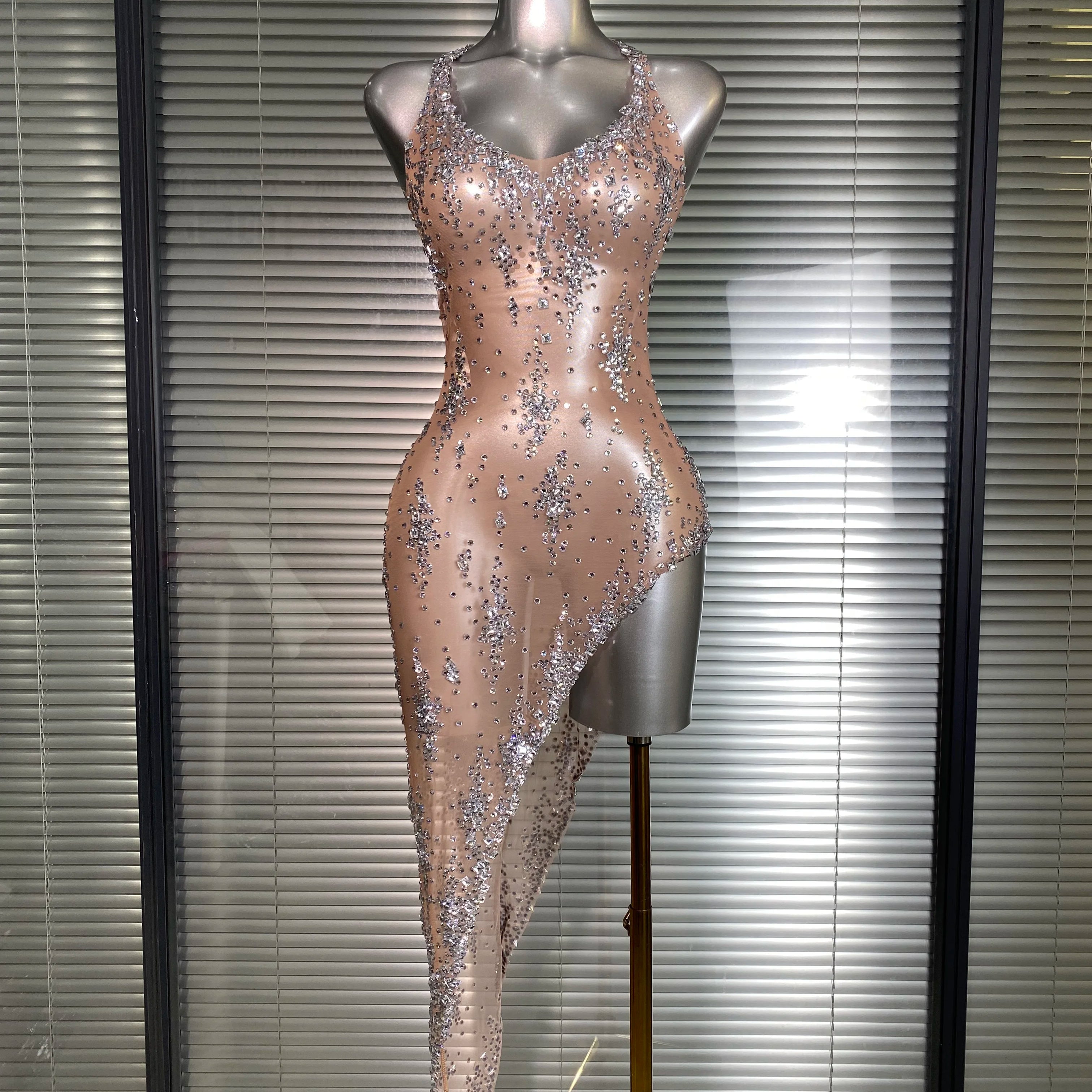 Women Sexy Mesh Crystal Diamonds Stretched Gold Shining Performance Costume Stage Dancer See Through Night Club Party Dress