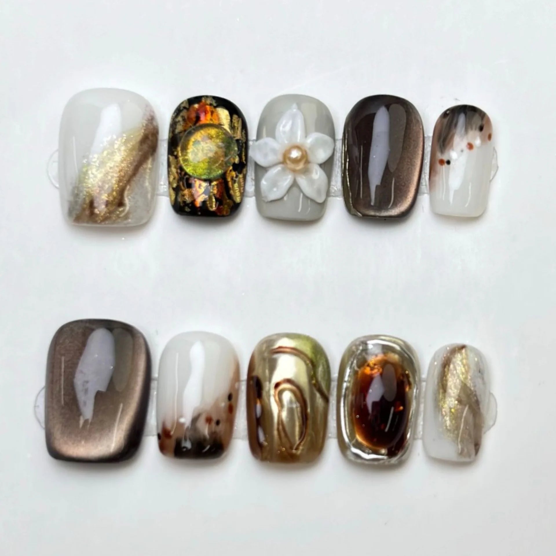 10pcs Golden Smudge Handmade Press on Nails Tips Wearable Short Ballet False Nail Art Green Cat's Eye Fake Nail Glitter Manicure