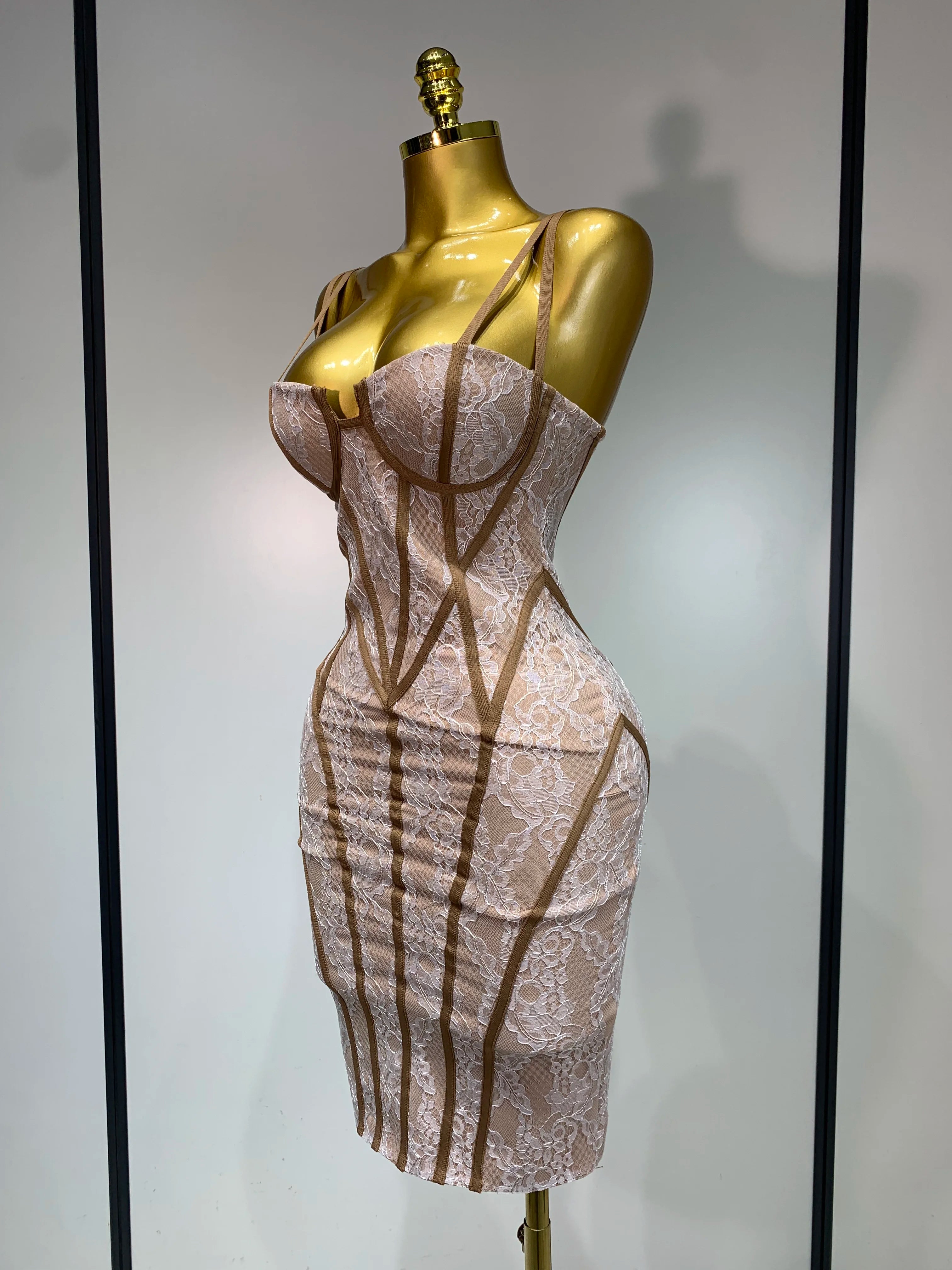 Luxury Birthday Dress Women 2025 Khaki Spaghetti Strap Lace Sexy Bodycon Celebrity Elegant Cocktail Club Party Bandage Dress