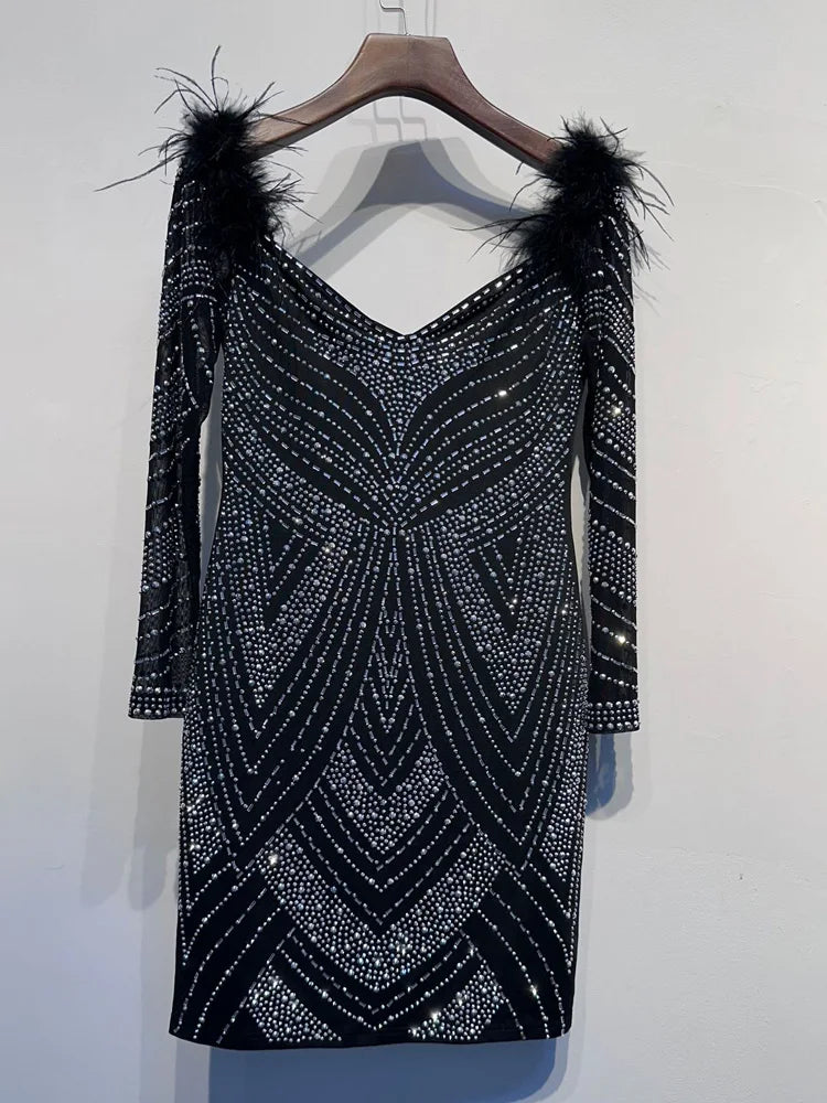 Luxury Woman Evening Dress Chic Feather Shoulder Black Rhinestone Studded Birthday Cocktail Dress Celebrities Outfits