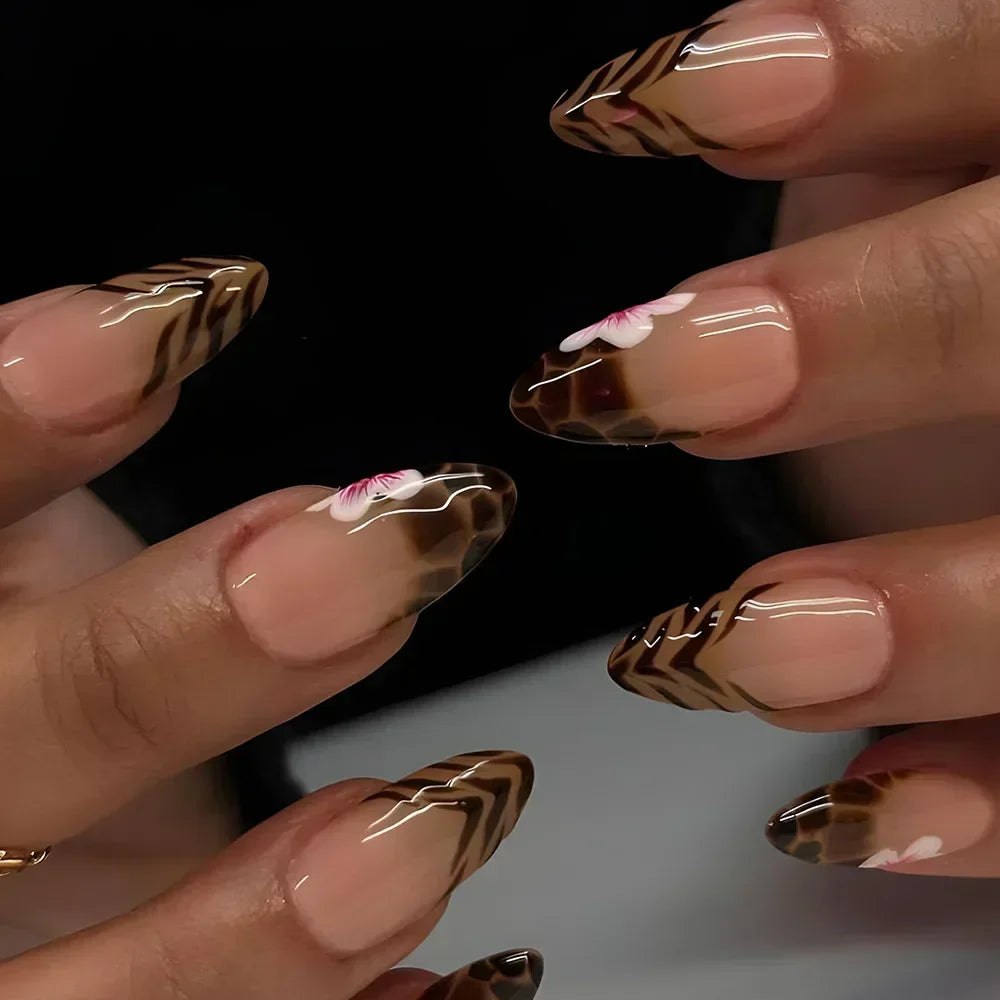 24pcs Leopard Print Almond Fake Press on Nails with Mini Flower Acrylic Fake Nails Retro Sweet Cool Design Press Ons French Nail