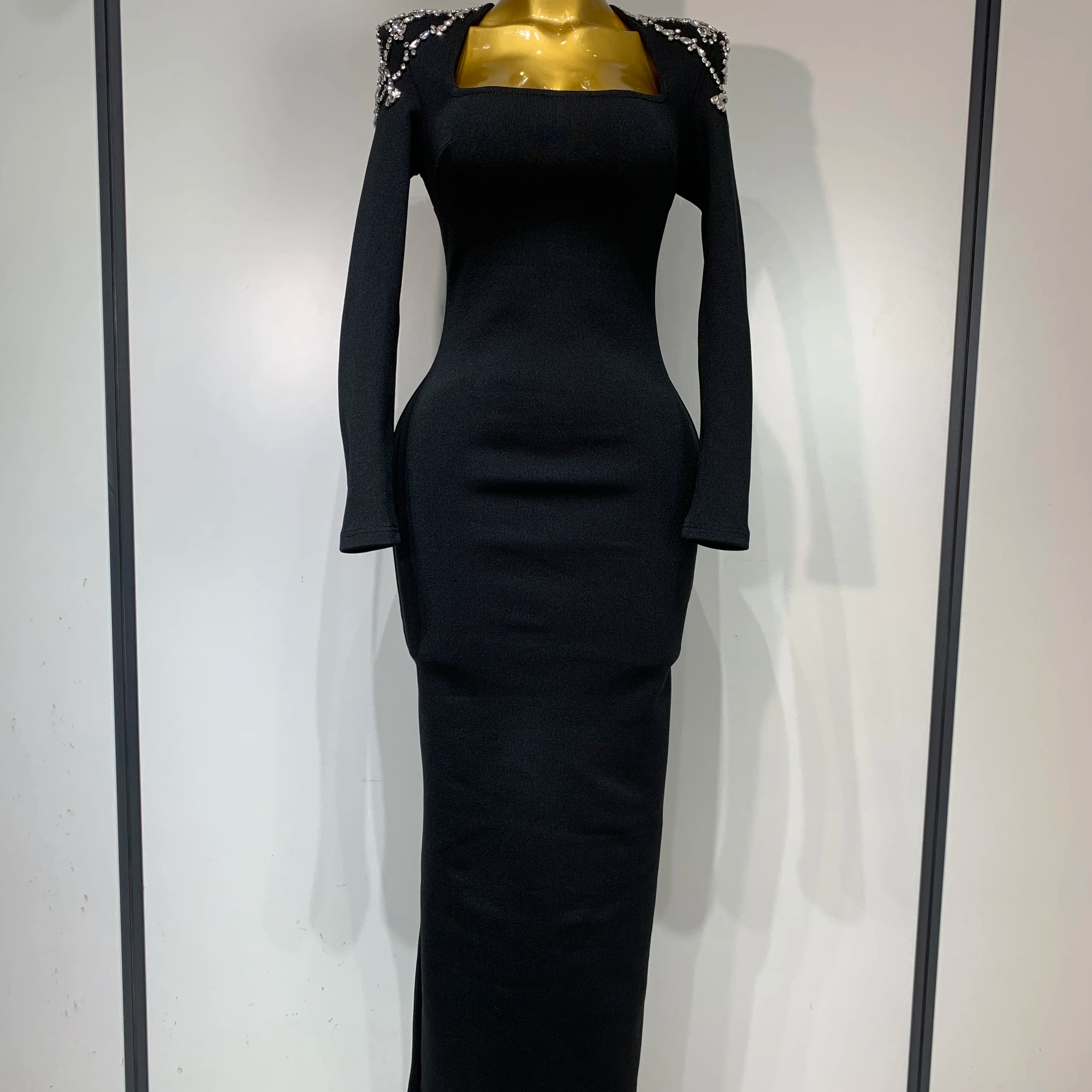 2025 New Luxury Birthday Dresses Diamond Tight Long Sleeve Square Neck Long Bandage Dress Women Wedding Evening Formal Gowns