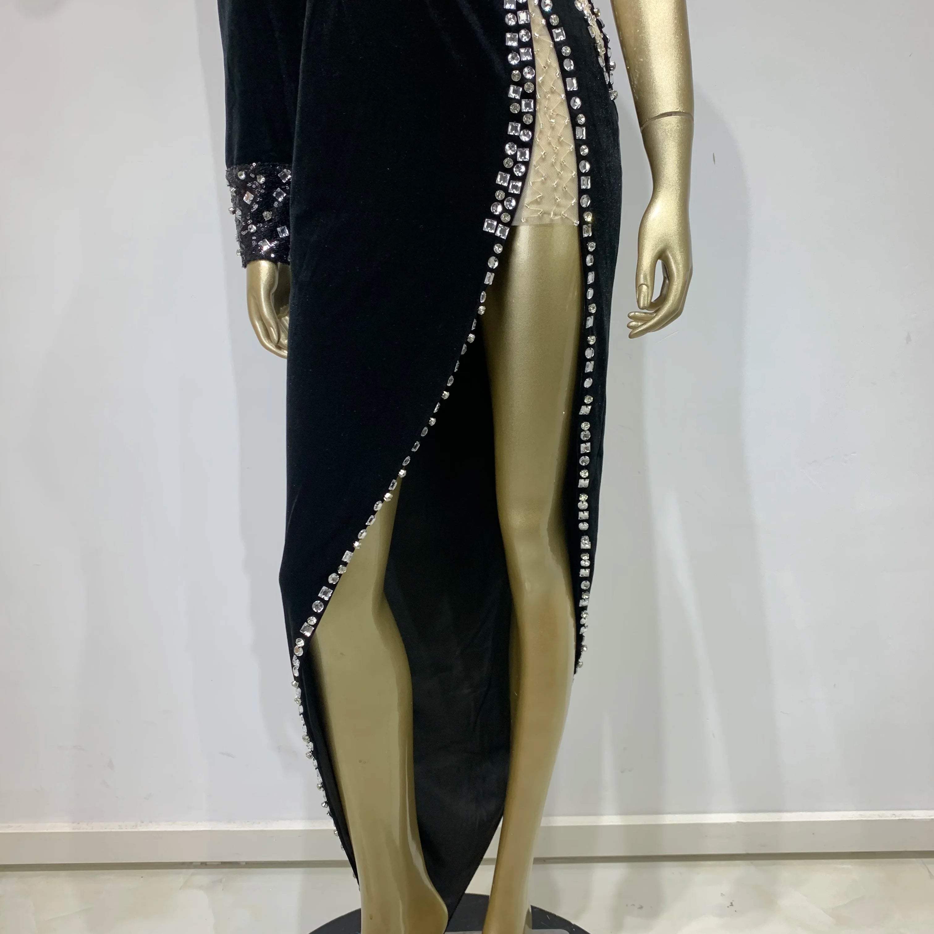 Women Winter  Sexy One Shoulder Long Sleeve Beading Diamonds Maxi Long Gowns Dress Elegant Celebrity Evening Party Club Dress