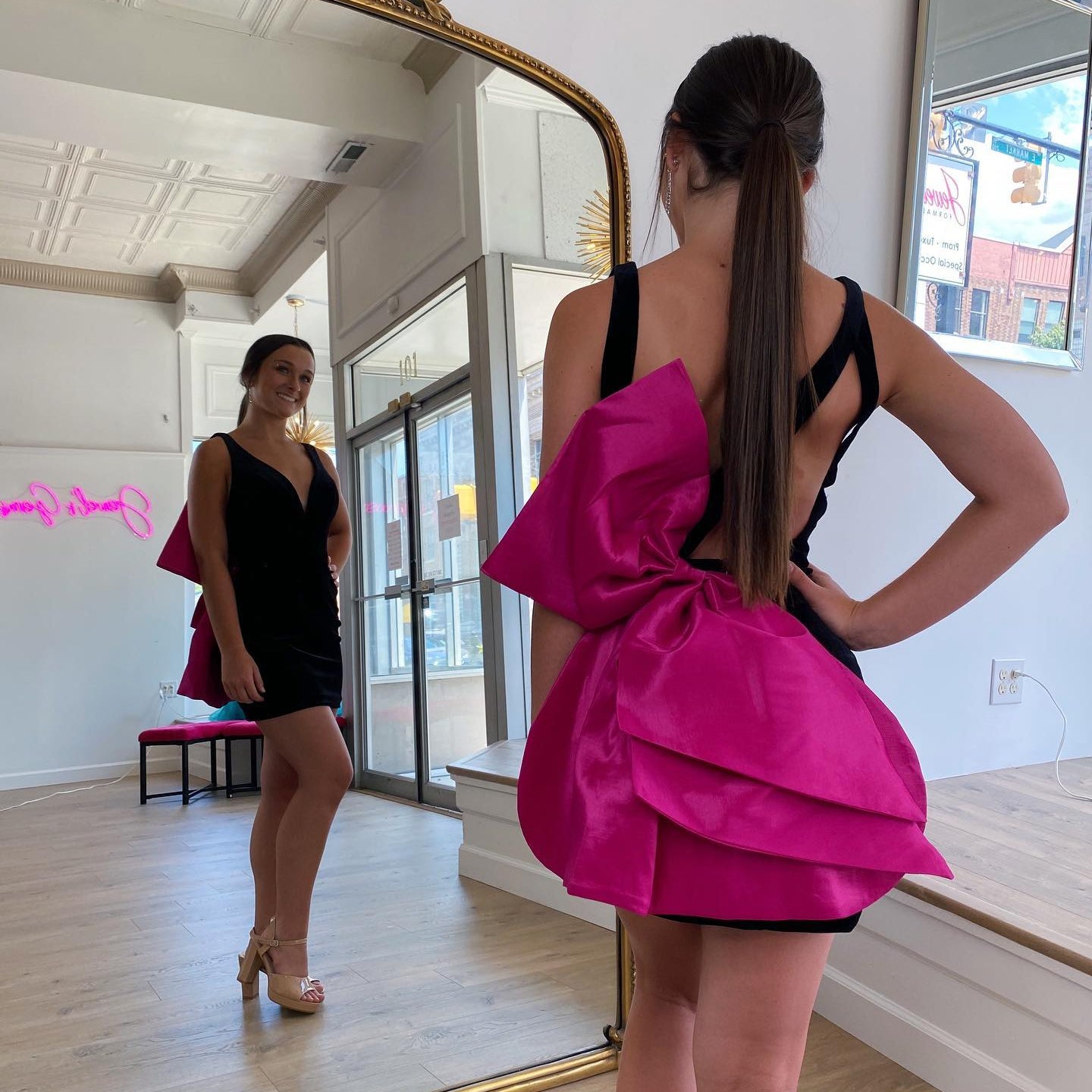 Fitted Velvet Cocktail Hoco Dress Bow Lady Formal Event Party Gown V-Neck Short Club Night Graduation NYE Homecoming Gala Black Raspberry