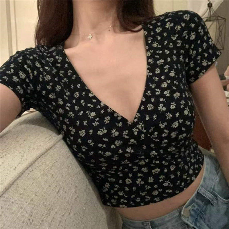 Sexy Women Slim Crop Top Tees T Shirt Low Cut Short Sleeve Floral Female Teenage Girls Femmes T-Shirt Cross Wrap Y2K 6