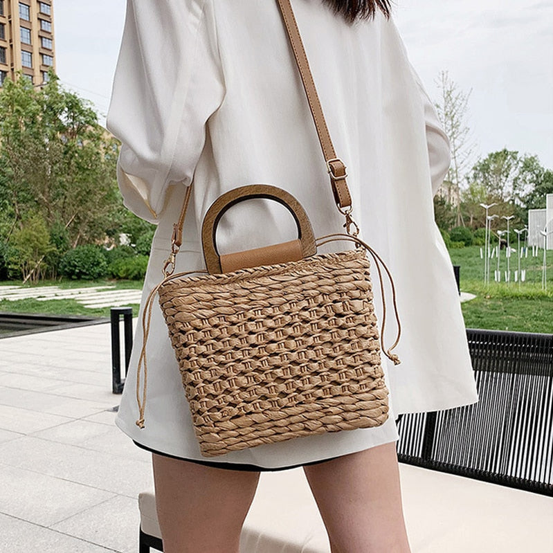 JIOMAY Luxury Bags for Women Straw Bags Weave Tote Bags Designer Handbag Summer Purse Drawstring Closure Beach Shoulder Bag