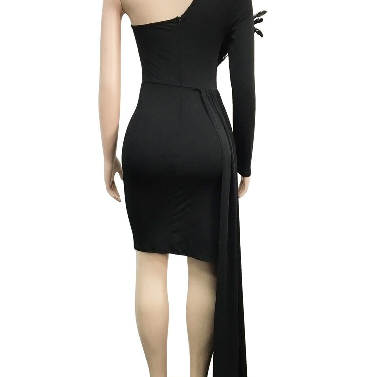 Sexy Solid Feather Details Skinny Mini Dress Spring Women Halter One Shoulder Irregular Bodycon Clubwear Cloak Dress