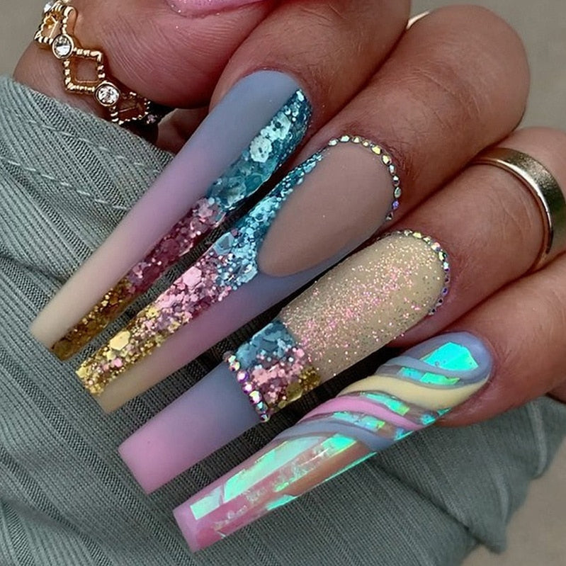 3D Fake Nails Accessories Super Flash Glitter Rainbow Daimond Long French Coffin Tips Faux Ongles Press på falske negleforsyninger