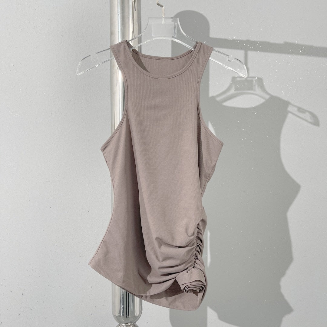 Romantic 3D rose pleated tank top fashionable and sexy y2k single side slim waist short section Top women summer new Brown