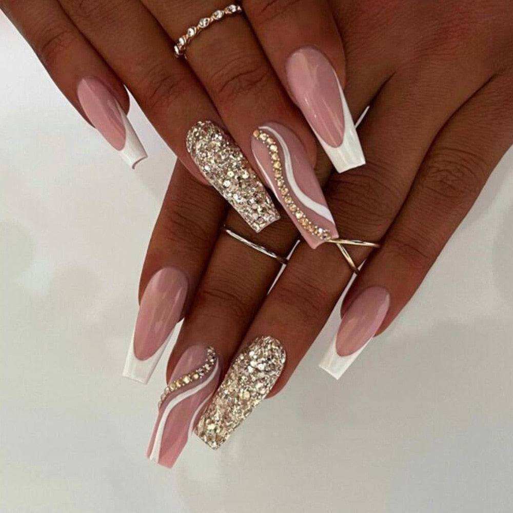 3d Nude Pink Strobe Fake Nails Tilbehør Lange franske kiste tip med glitter diamant faux ongles tryk på falske negleforsyninger