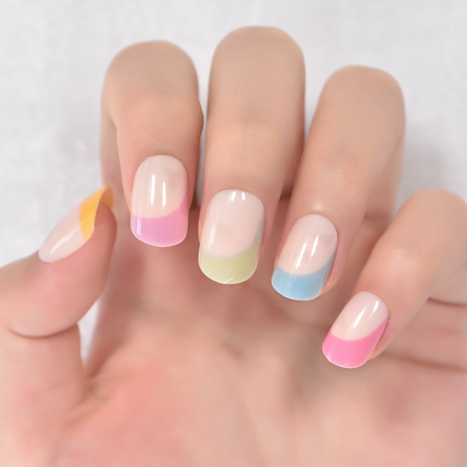 Glossy Gradient Rainbow Ombre French Press on Nails Almond Fake Nails Stiletto Oval Pointed Manicure False Nails Finger Tips L6388