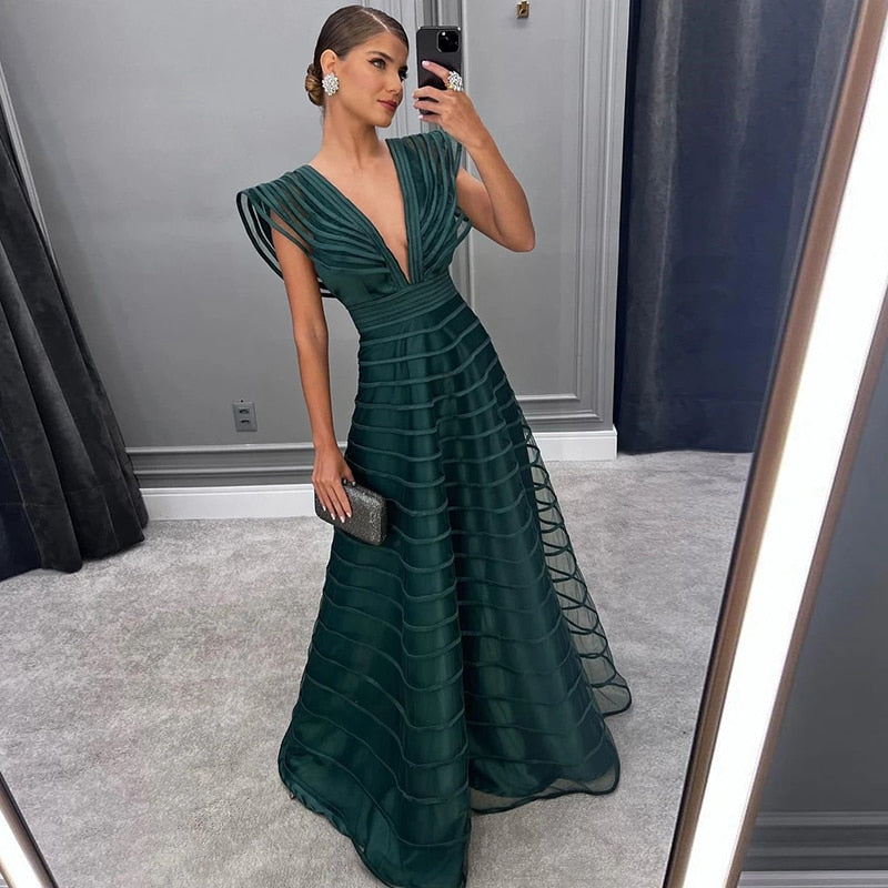 Emerald A Line Evening Dresses Cap Sleeves Deep V Neck Prom Gowns Floor Length Women Party Special Occasion Dress White