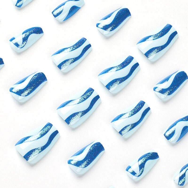 Blue Glitter Powder Waves Design Wearable Nail Art Glossy Fake Nails Short Ballet Finished False Nails Press on Nails with Glue