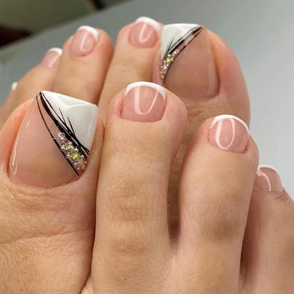 Нажмите на ногти на минимальные ногти на летних ложных ногтях для девочек Симпатичный гвоздь для ног искусственные наконечники для ногтей