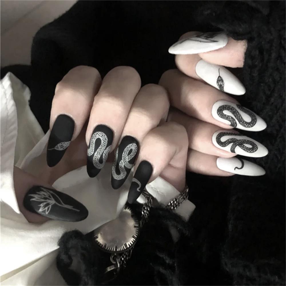 Unhas falsas stiletto longo 24 tamanhos, padrão de cobra punk, preto, branco, fosco, unhas falsas artificiais, pontas completas, ferramentas de manicure 