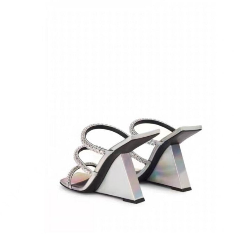 European and American designer brand runway sandals Women's summer fashion Z-shaped high heel rhinestone slippers