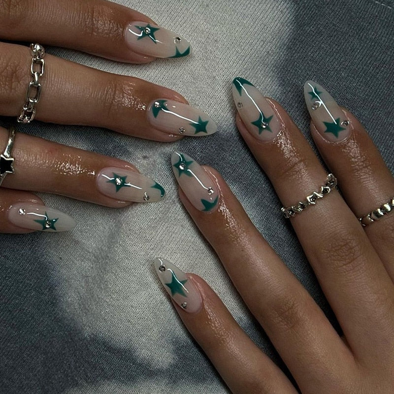 Wearable Silver Stripes Y2k False Nails Long Almond Round Fashion Nail Tips Press On With Silver Beads Designs Fake Nails Art