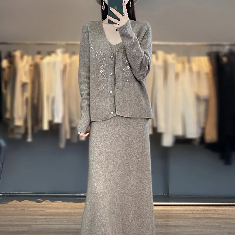 Autumn and Winter Pure Wool Fashion Versatile Cardigan Hanging Dress Set Large Women's Sweater Raw velvet camel
