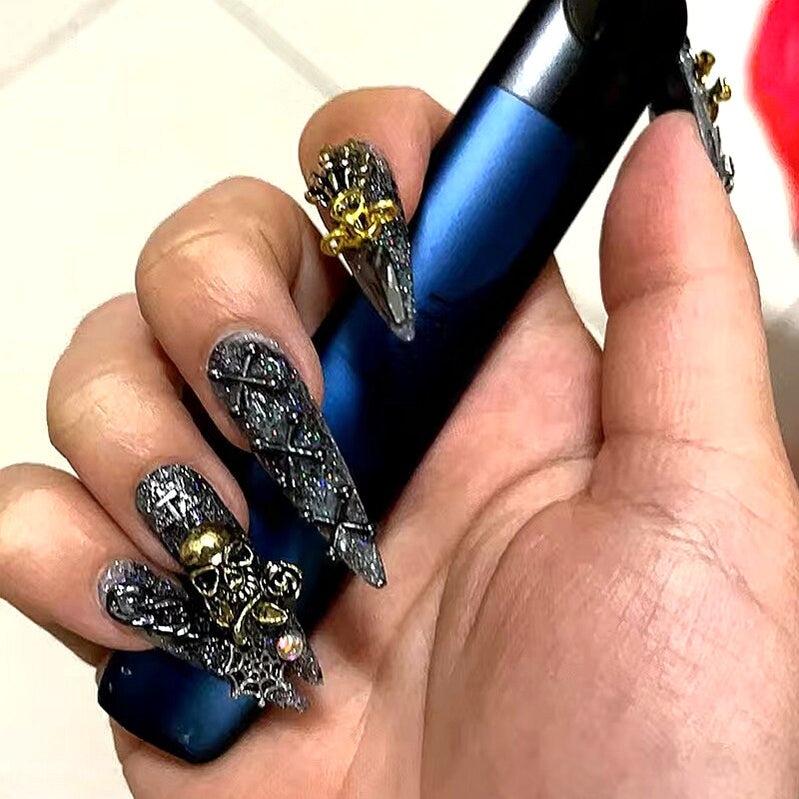 Skull Design Punk Rock Black False Nails Press On Nails Handmade Halloween Long Coffin Reusable Fake Nail With Glue DIY Manicure