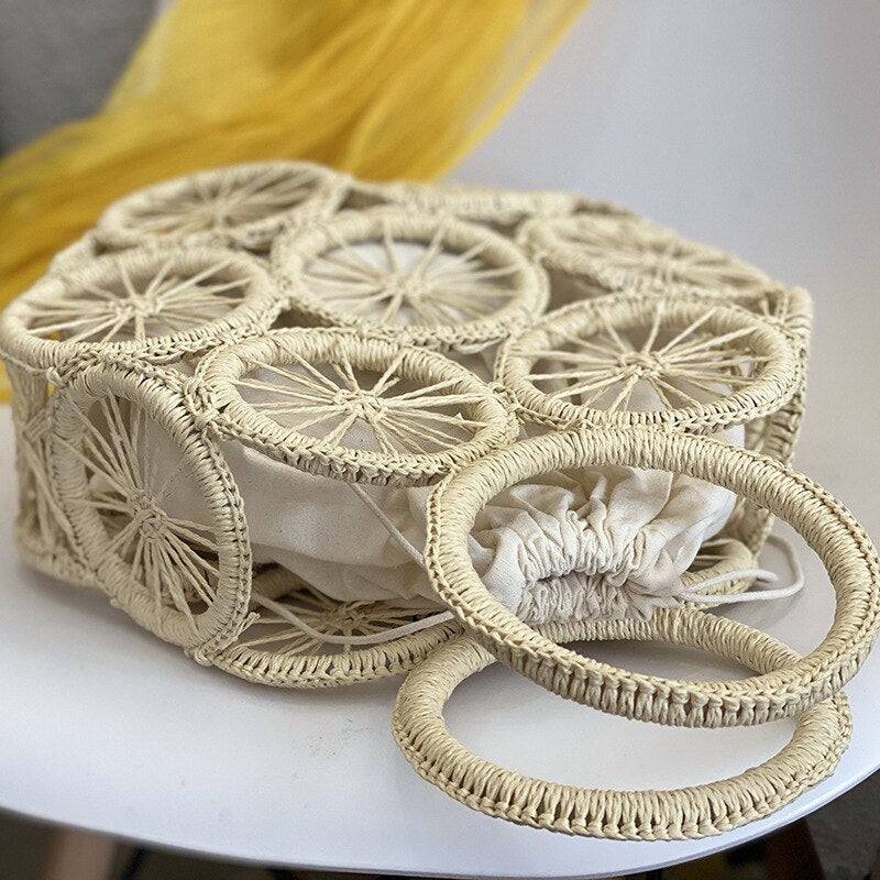 Ring Handmade Shell Hollow Handheld Straw Woven Bag Women's Crossbody One Shoulder Woven Bag Beach Beach Beach Holiday Bag