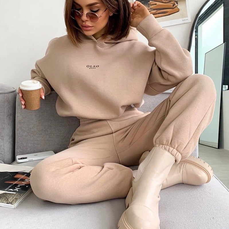 Women Tracksuit Autumn Winter Warm Hoodies Top Suits Casual Hooded Sweatshirts And Jogging Pants Outfits Sweatpants 2 Piece Sets Khaki