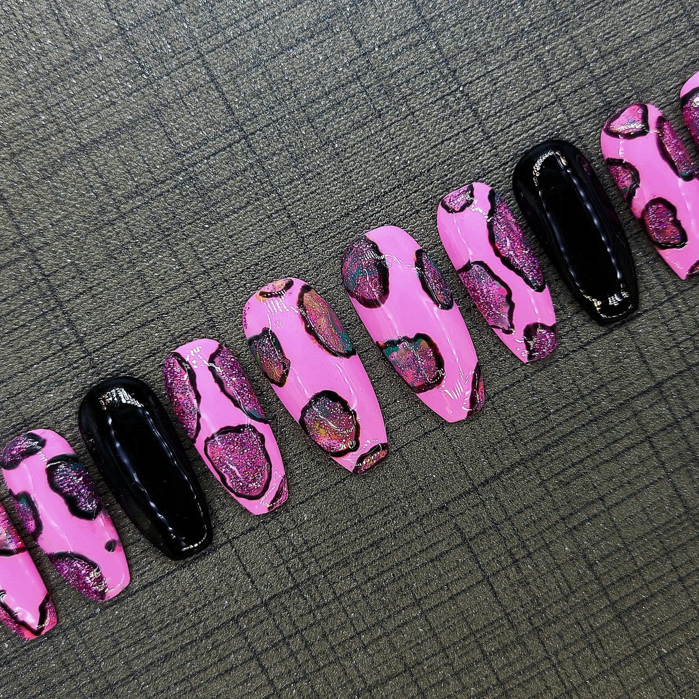 Pink and Black Nails | Luxury Nails | Pink Nails with Design | Fancy Nails | Bling Nails | Nail Art | Press On Nails | Fake Nails